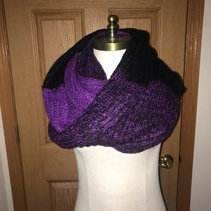 NWT Calvin Klein knit infinity scarf